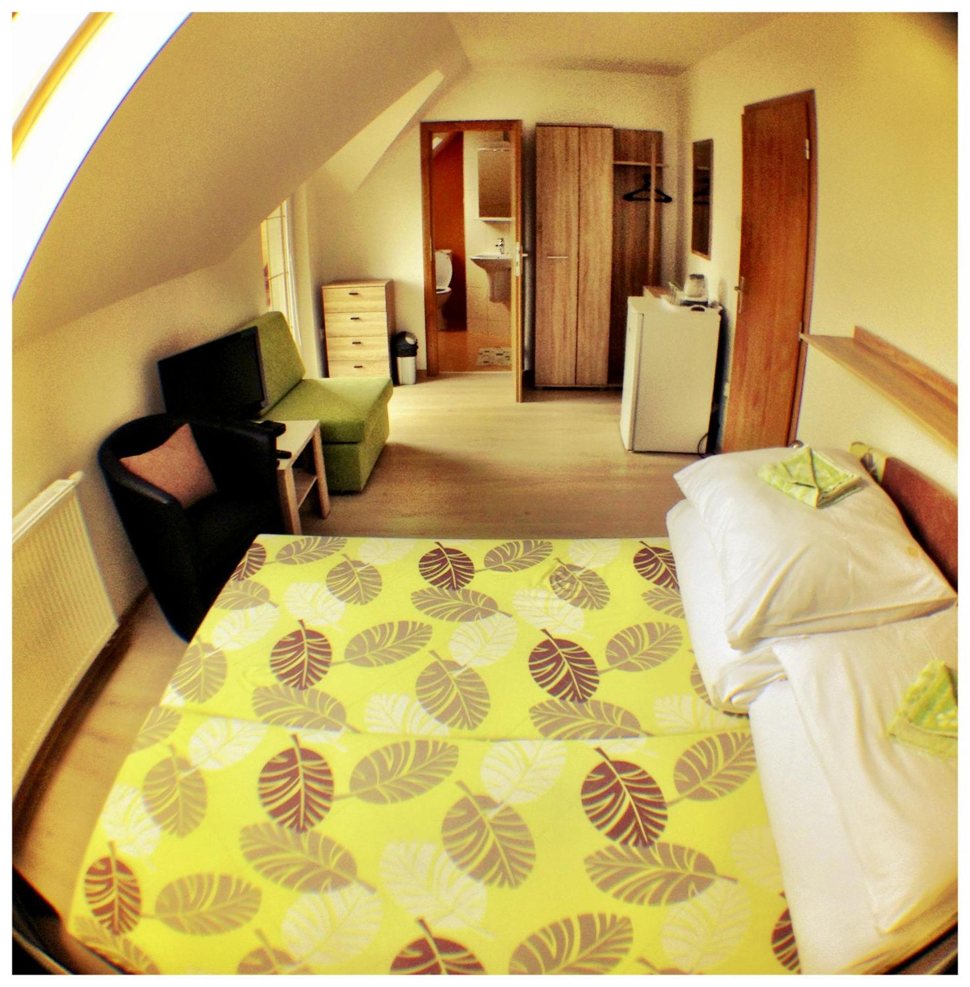 Penzion Skalna Ruza - Koevirozsa Panzio Gemerská Horka Zimmer foto